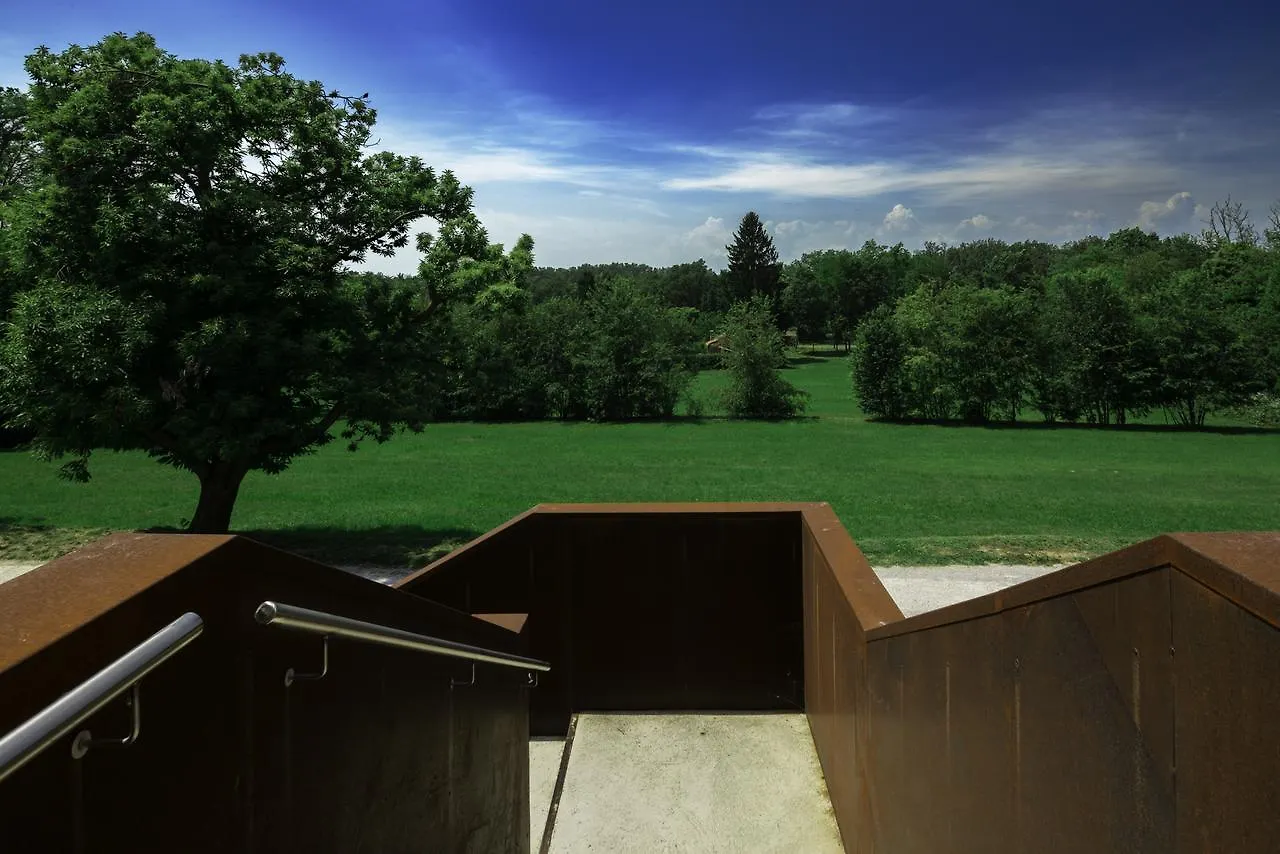 Ostello Cascina Monte Diviso Gallarate Italia